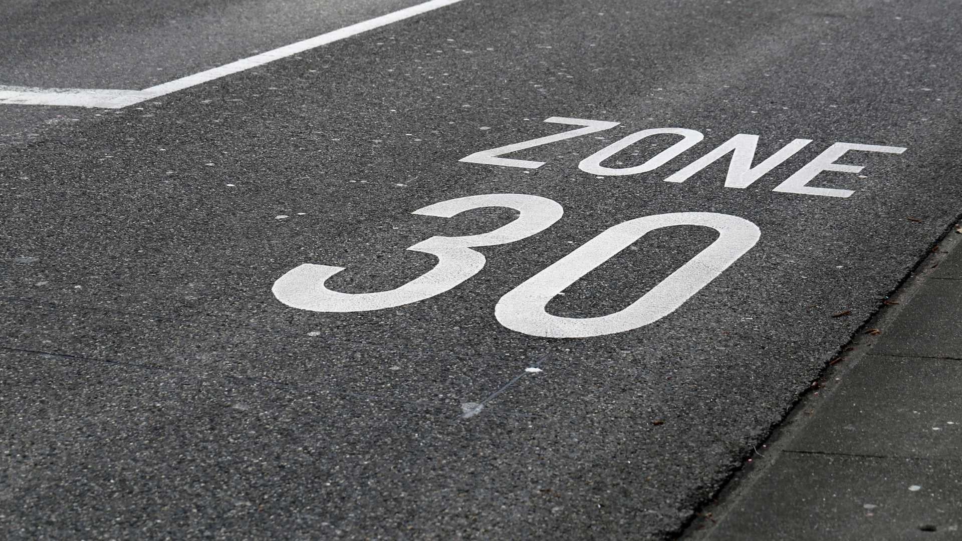 ZONA 30